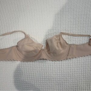 Victoria's Secret Nude Underwire Bra
